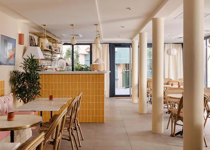 ALFRED HOTELS Toulouse Centre Wilson - Hôtel Rénové