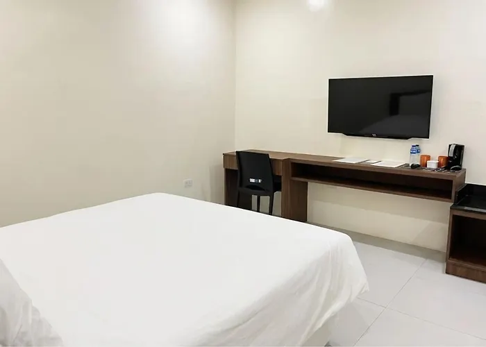 Cris Inn - Bayugan