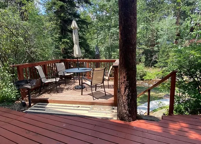 Blackhawk Cabins