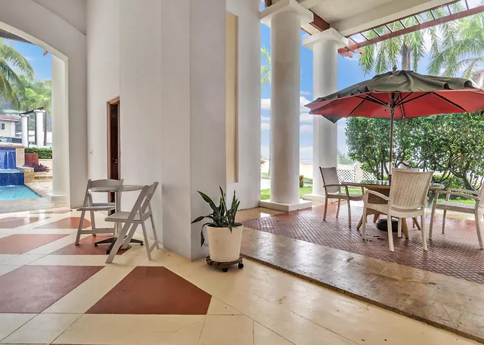 Sea Vue Luxury Vacation Condominiums