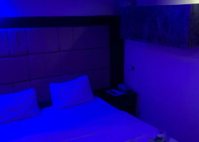 111Suites&Lounge