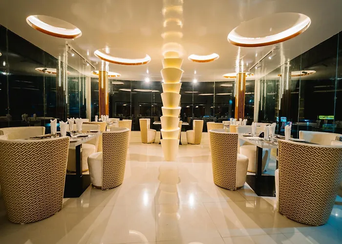 Royal Hotel Khulna - City Center