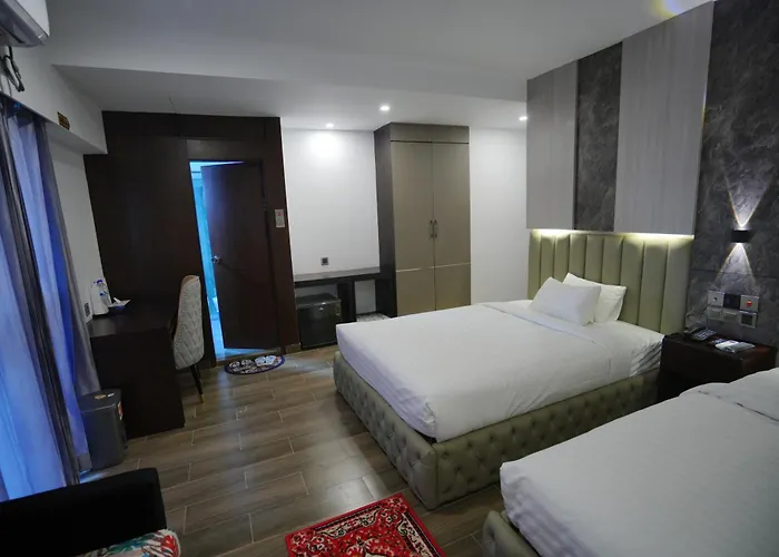 Hotel Crown Park Ltd