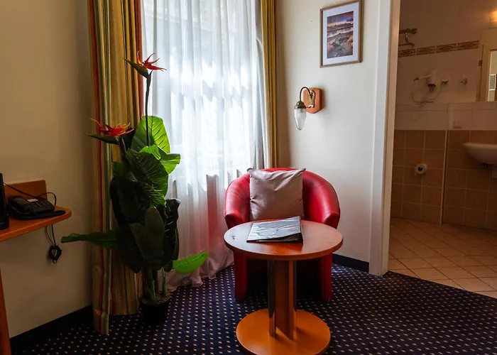 Suite Hotel 900M Zur Oper