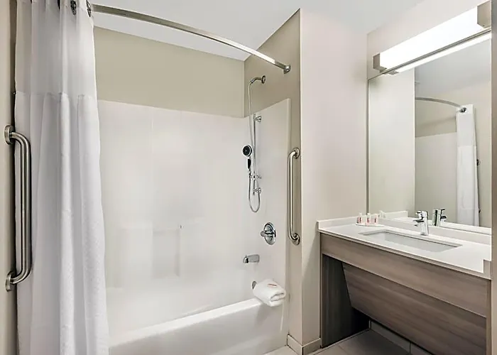 Microtel Inn & Suites By Wyndham Perry