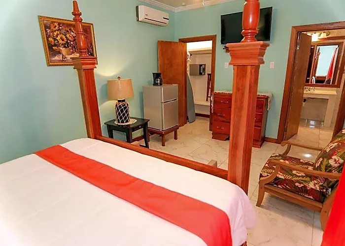 Rayon Hotel