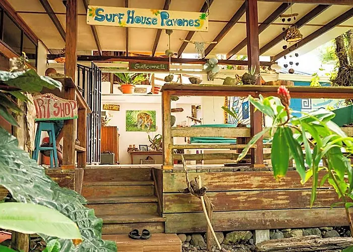 Surfhouse Pavones