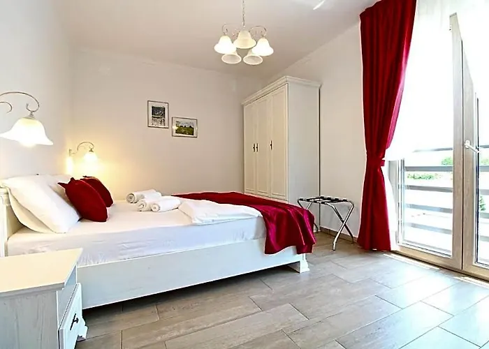 Elegant Villa With Private Pool In Bale