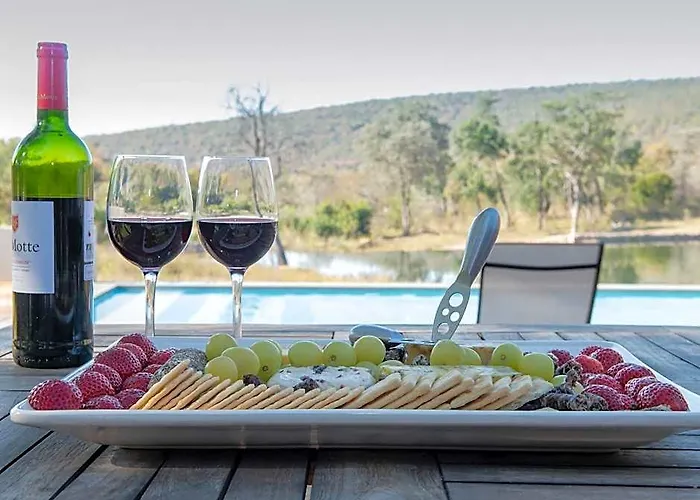 Ilanga Safari Lodge - Welgevonden Game Reserve