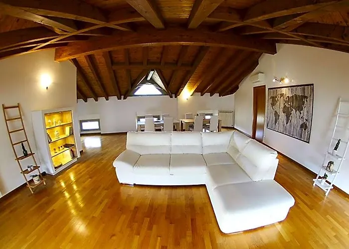Donizetti Royal Rooms