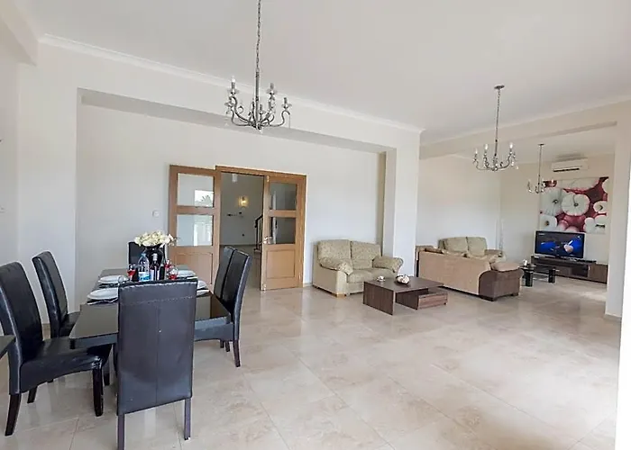 Protaras Holiday Villa Pa7