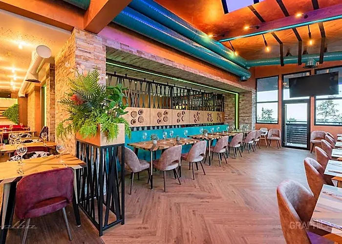 103 View Park Hotel
