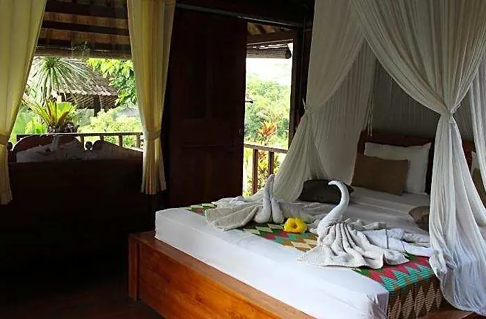 Tepi Sungai Guest House