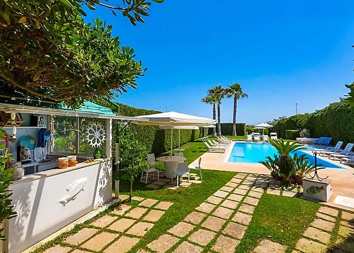 Residence Punta Cassano - In Piscina Sulla Spiaggia Di Sabbia