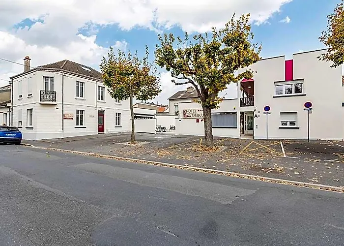 Logis Hotel Au Tambour