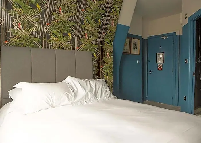 The Crown Rooms