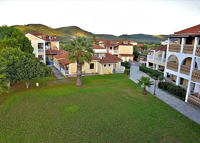 Elpida Hotel