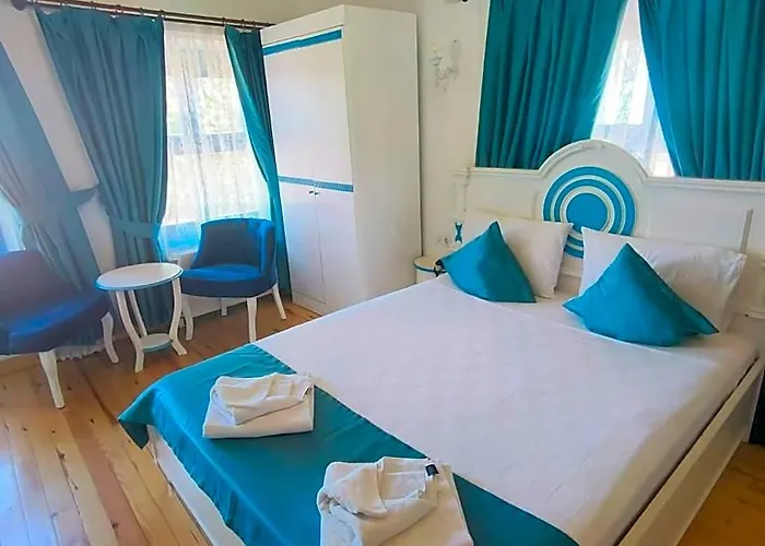 Buyukada Mavi Palas Hotel
