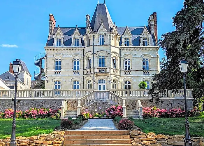 Gite Du Chateau De Saint Saturnin Sur Loire