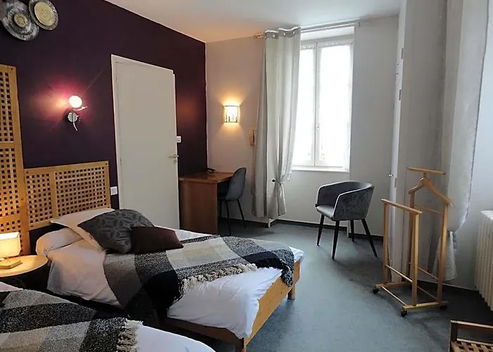 Hotel Bar Aux Armes D'Estaing - Kb Hotel Group