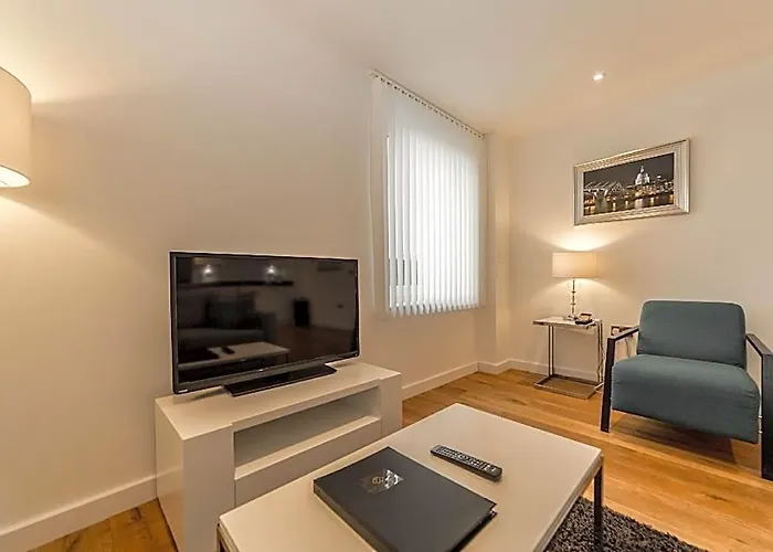 Greenwich O2 Apartments