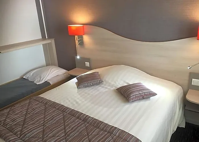 Logis Hotel Au Tambour