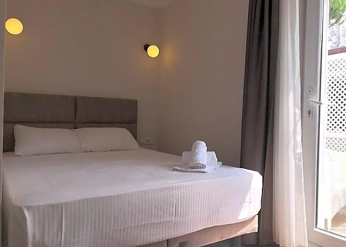 Hi Hotel Ivy Bueyuekada