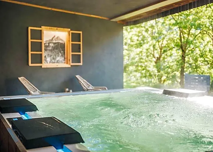 Les Dolomites Mountain Lodges