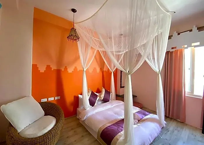 Hana B & B
