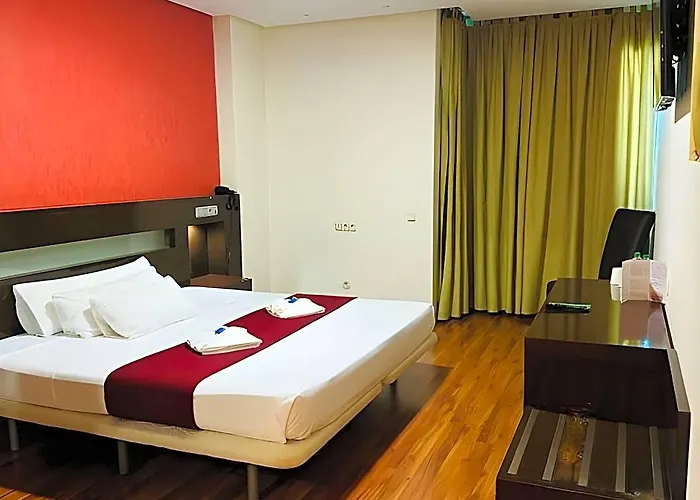 Hotel La Cantuena