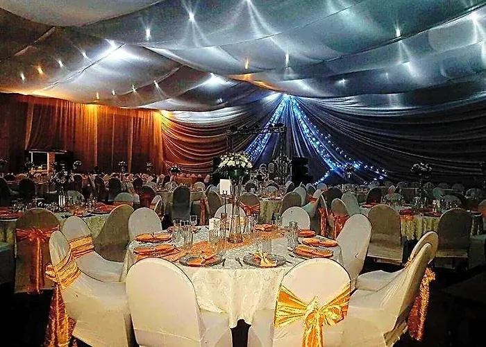 Crown Hotel