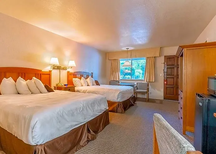 Mariposa Hotel Inn