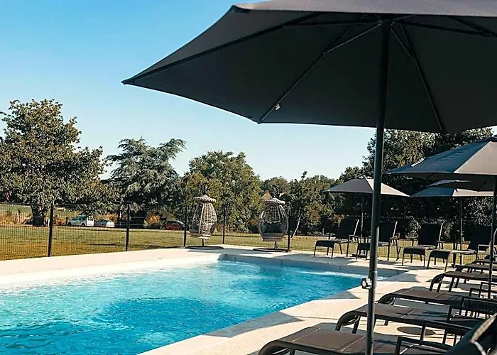 Hotel Le Chatellier - Piscine Chauffee D'Avril A Octobre