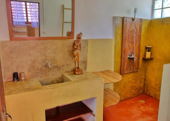 Floraly Komba Hotel - Nosy Komba