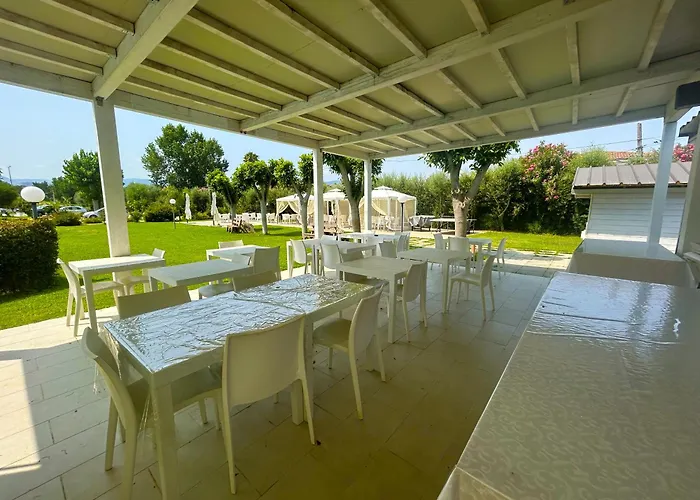 Hotel Park Village