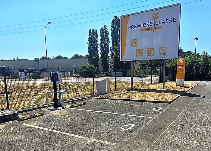 Premiere Classe St Quentin En Yvelines Elancourt