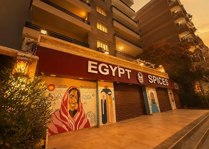 Suzana Pyramids hotel
