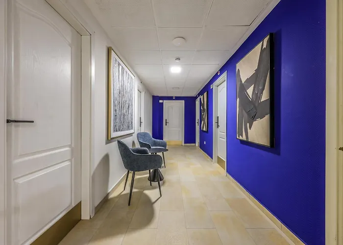 Up Hotel Velilla