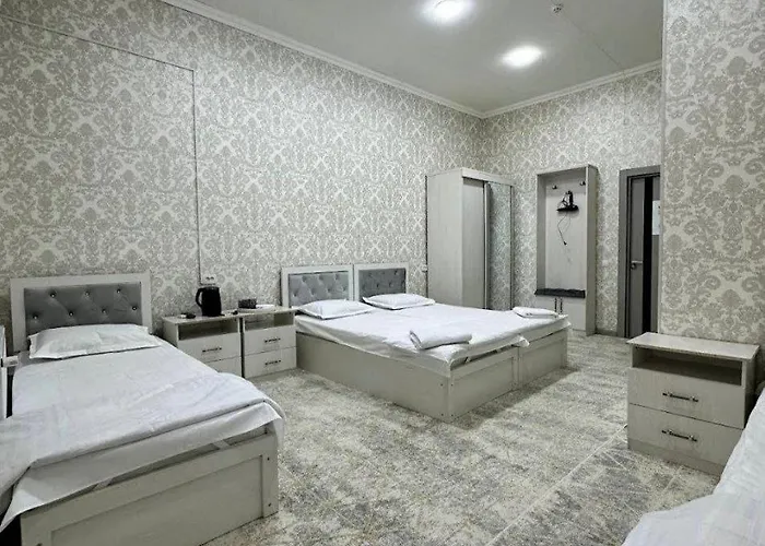 Lola Hotel