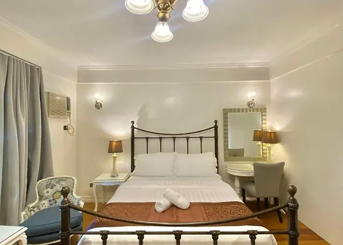 Commander Suites de Velada
