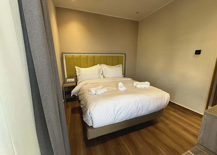 Hotel Corner King