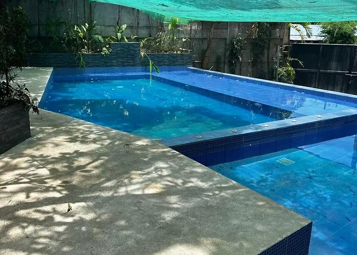 Commander Suites de Velada