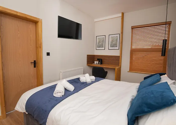 Amber Serviced Rooms Near Hull Royal Infirmary, Self Check-In