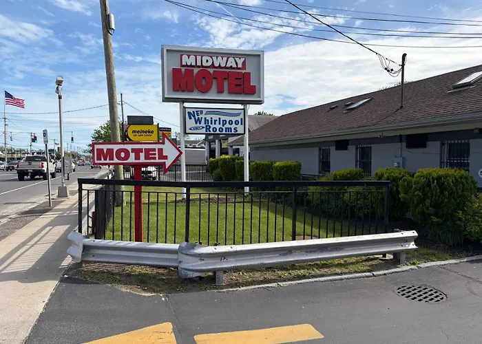 Midway Motel