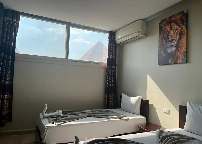Comfort Pyramids Inn