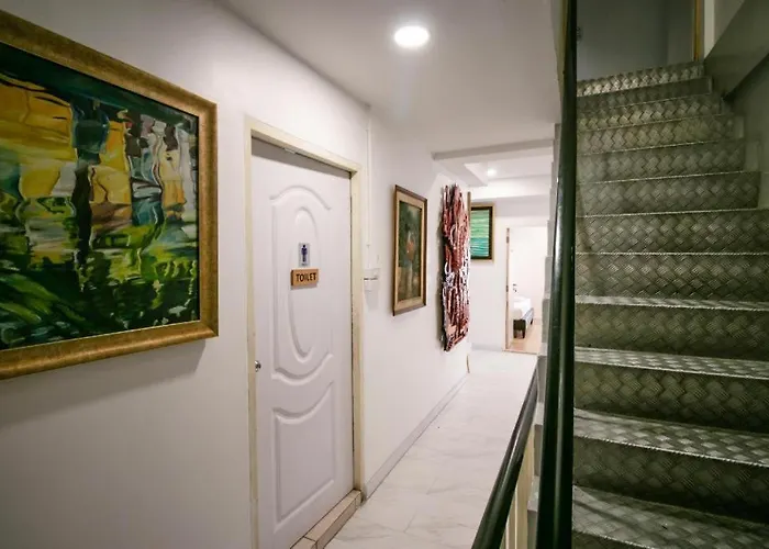 Oyo 568 Art Hotel Hua Lamphong Bangkok