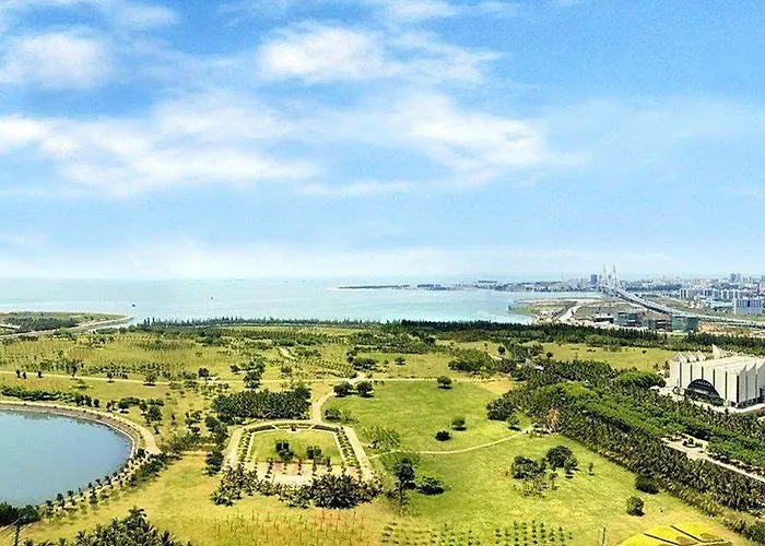 Baohua Harbor View Hotel