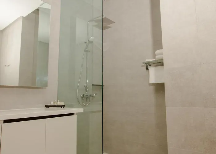 Atlantic Suites Hotel