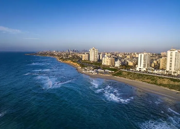 ארנה על הים לשעבר לאונרדו Bat Yam