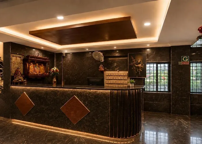 Hotel Vijaya Suites